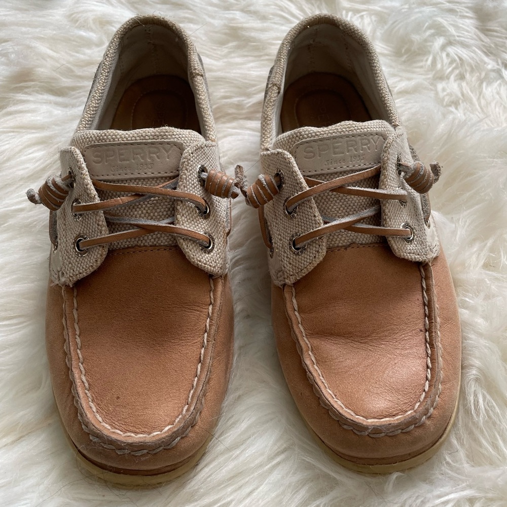 Sperry TopSider boat shoe